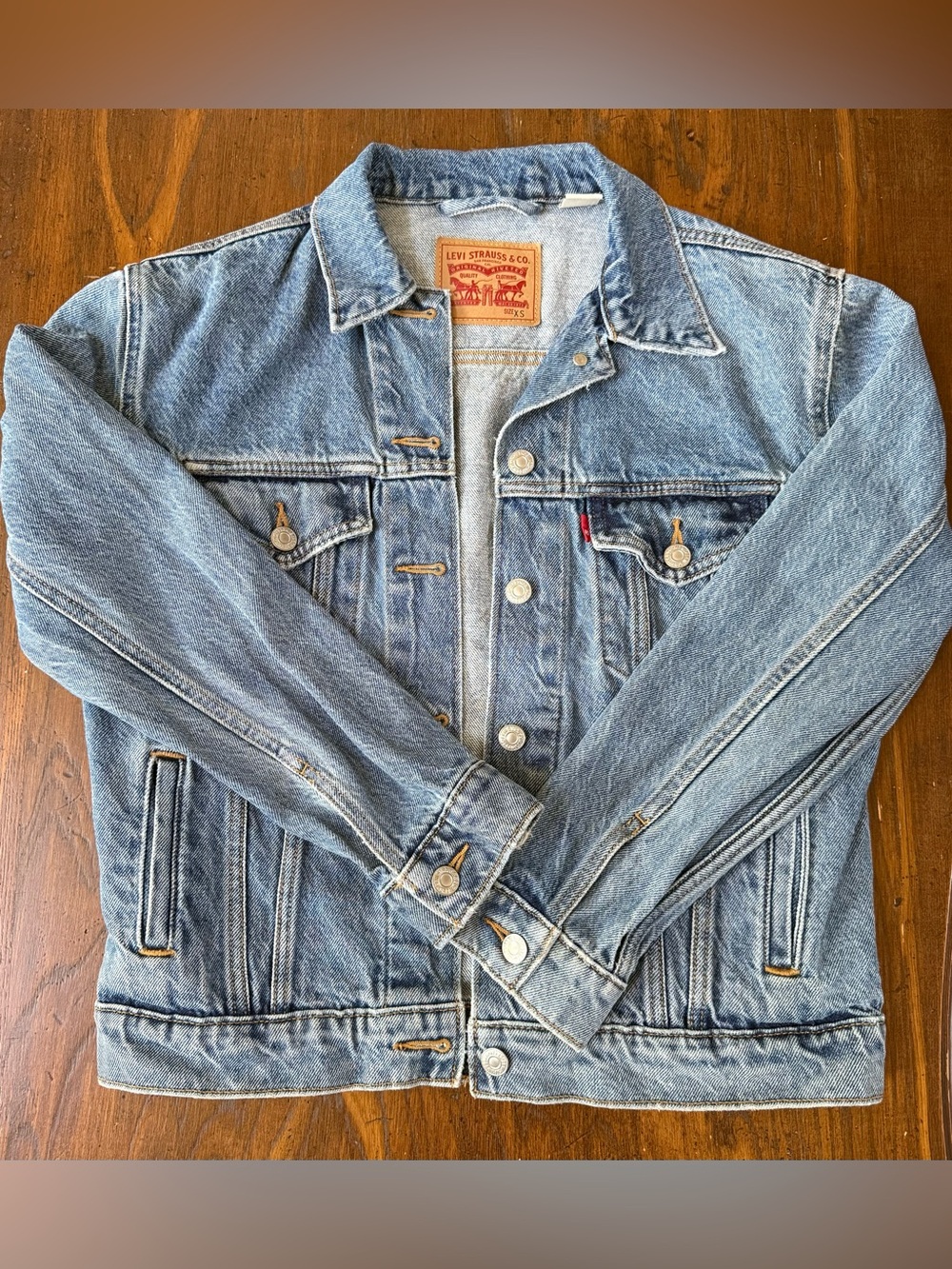 Levi's Women’s Light Blue Denim Trucker Jacket Size XS